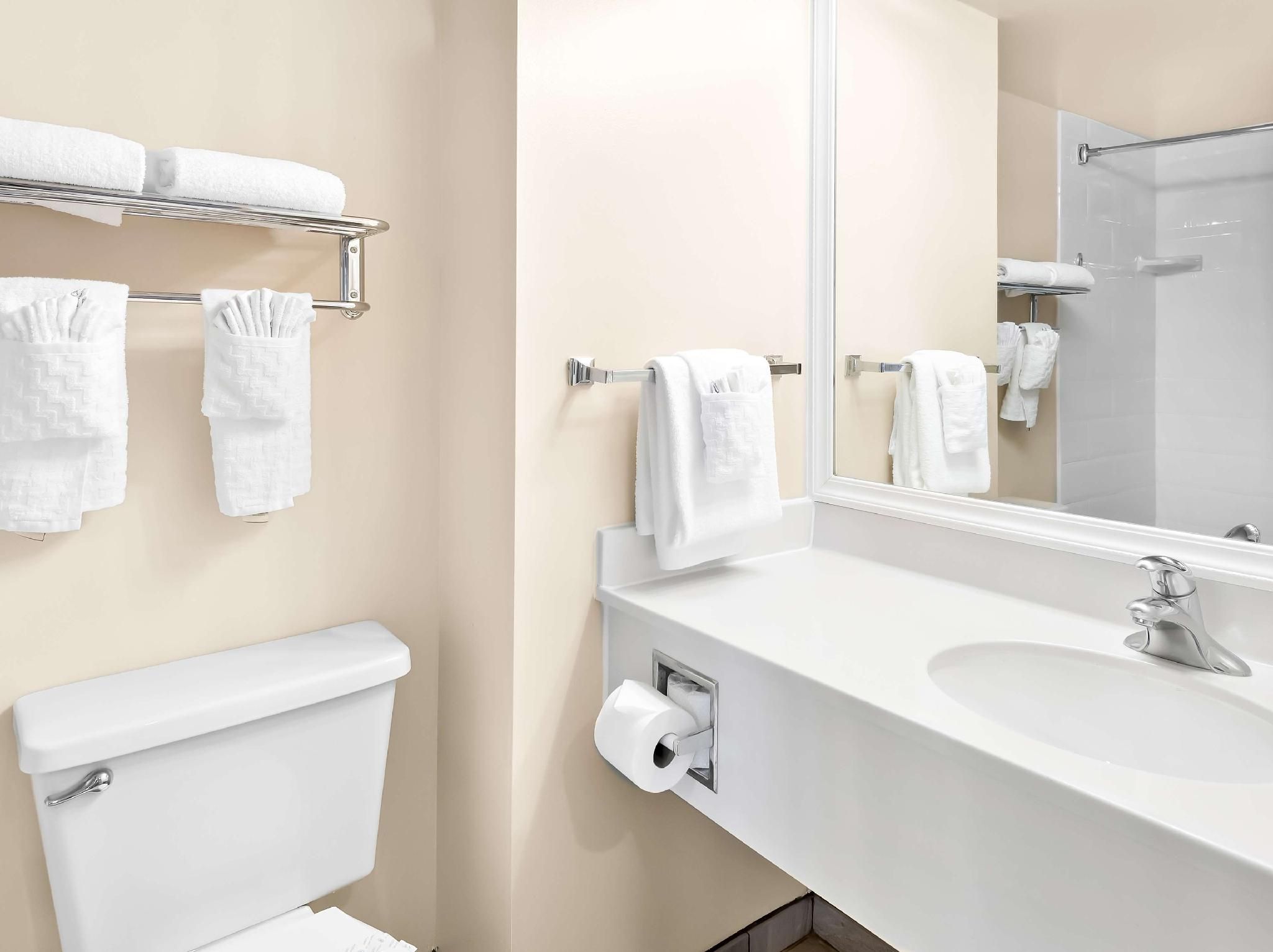 1 King Bed, Nonsmoking, Business Room, Executive Floor, Sofa