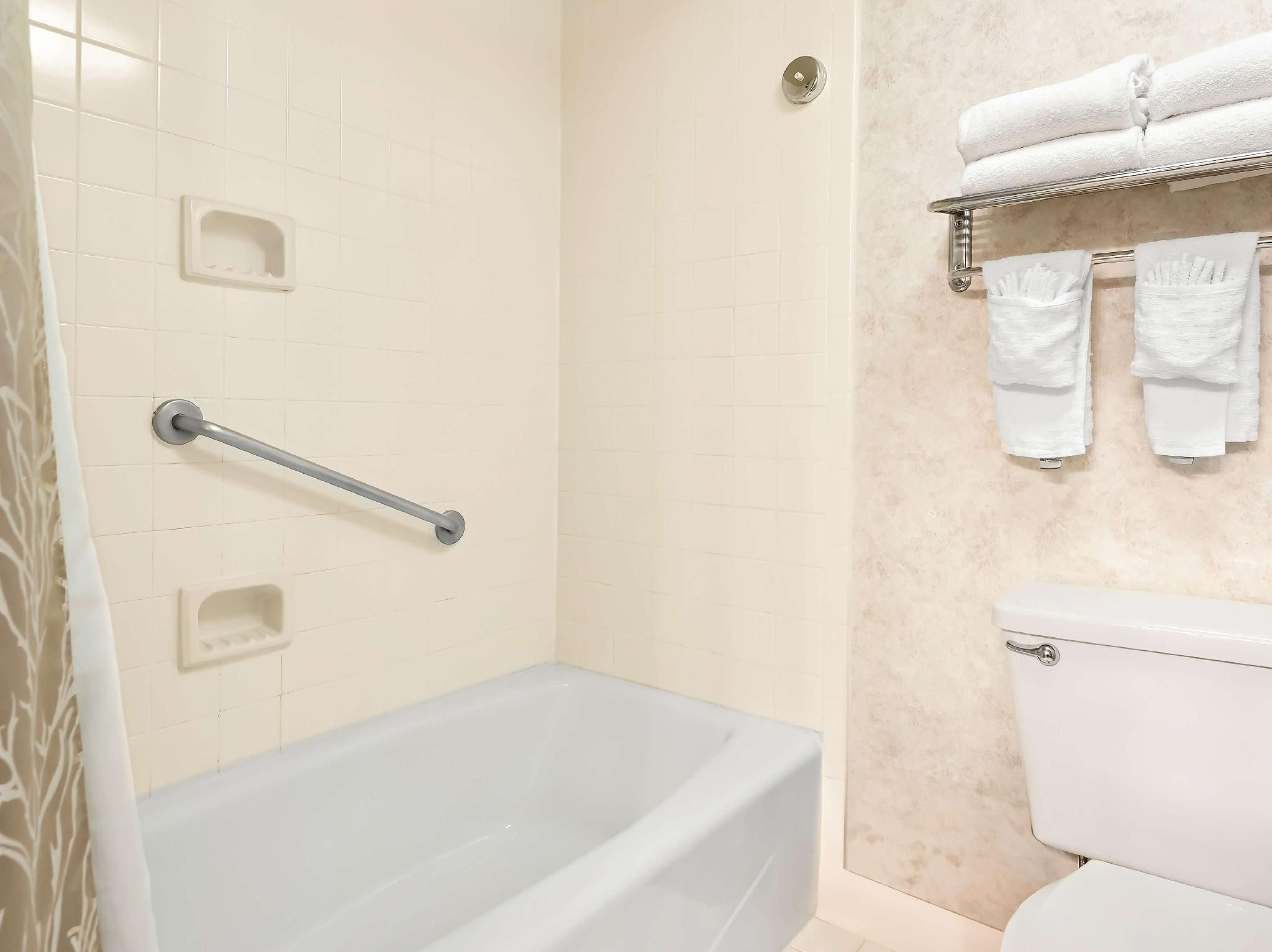 2 queen beds, nonsmoking