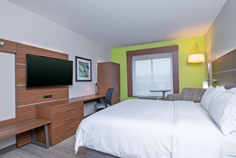 Standard Room, 1 King Bed