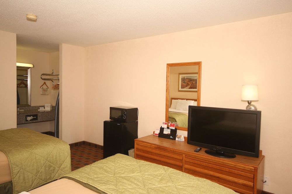 Double Room, 2 Double Beds