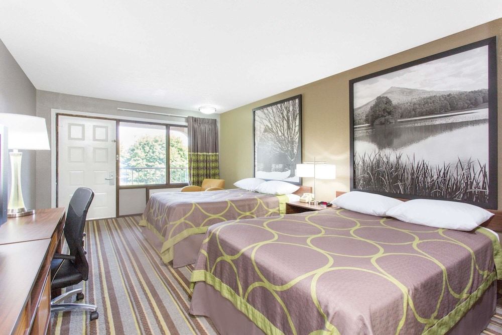 Double Room, 2 Double Beds