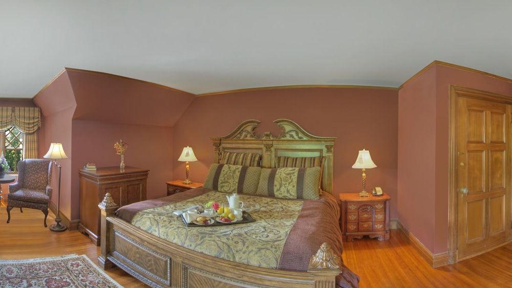 Castle King Room