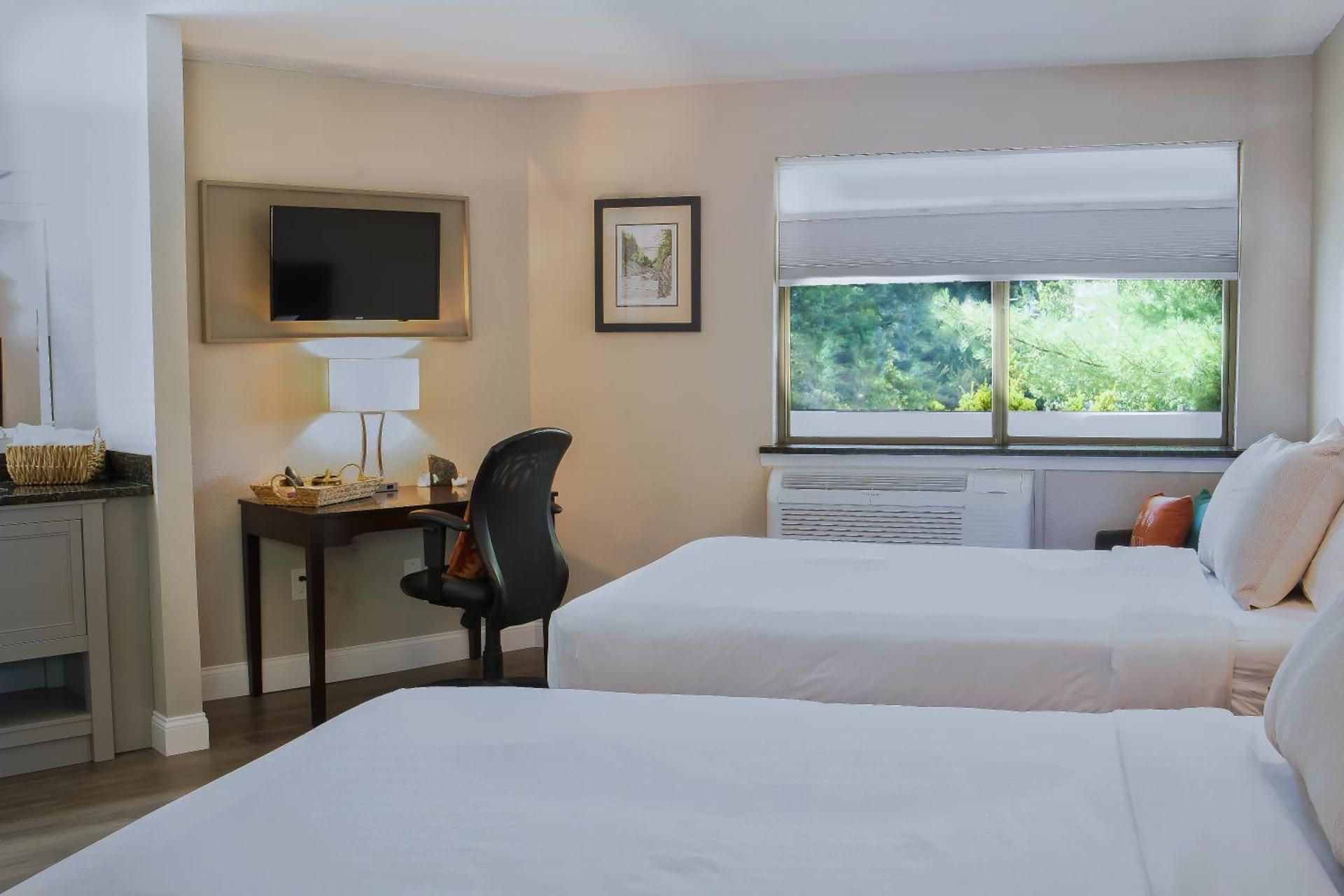 Double Room with Two Double Beds - Non-Smoking