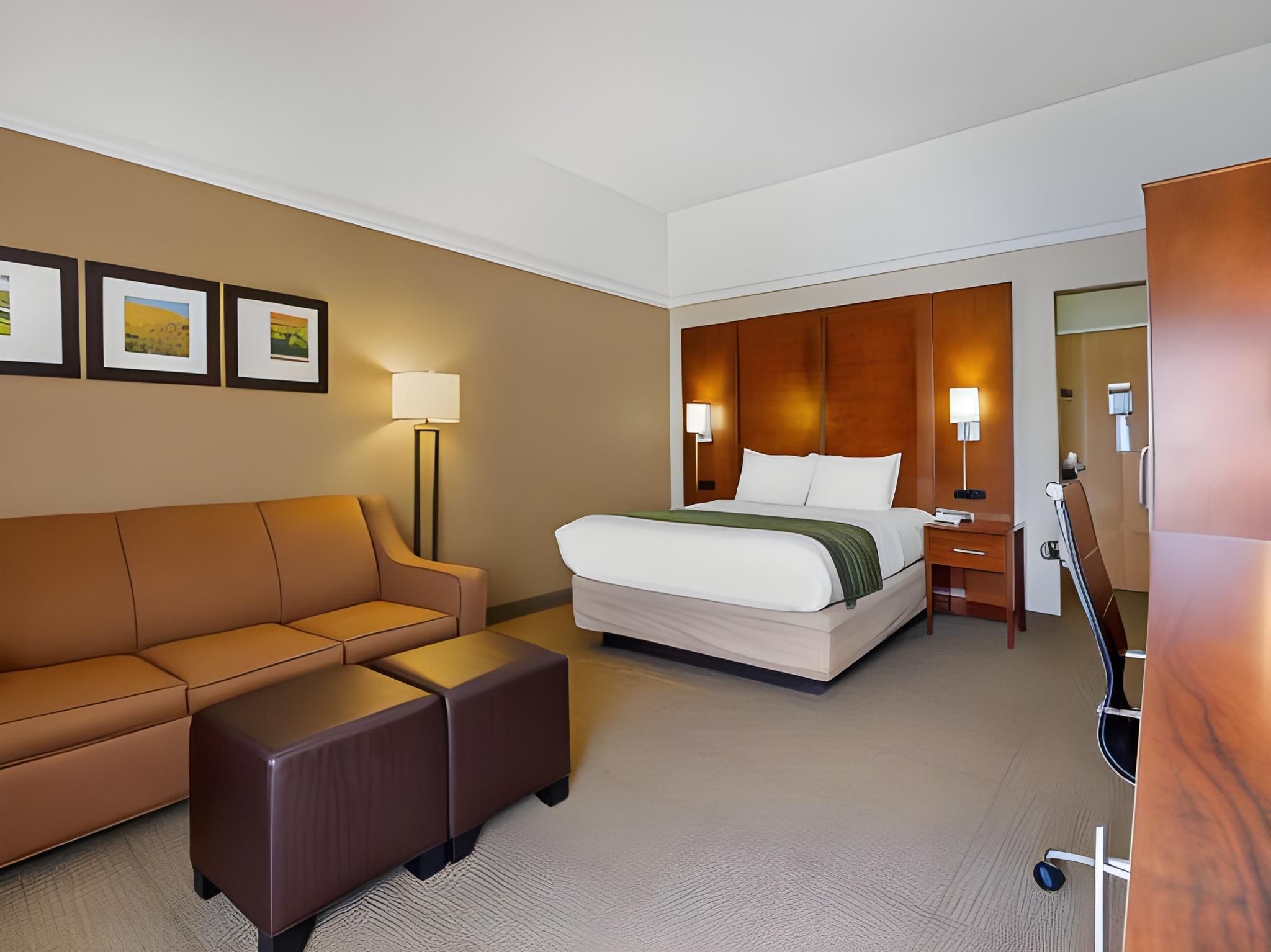 1 Queen Bed, Nonsmoking