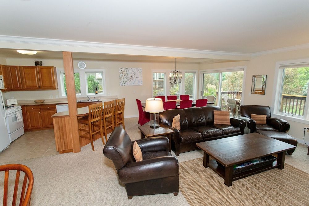 Topnotch Resort Three Bedroom Resort Home 646A 5