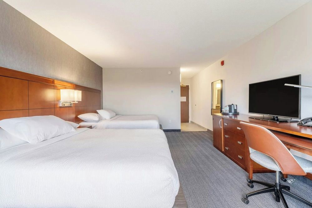 Room, 2 Queen Beds, Non Smoking