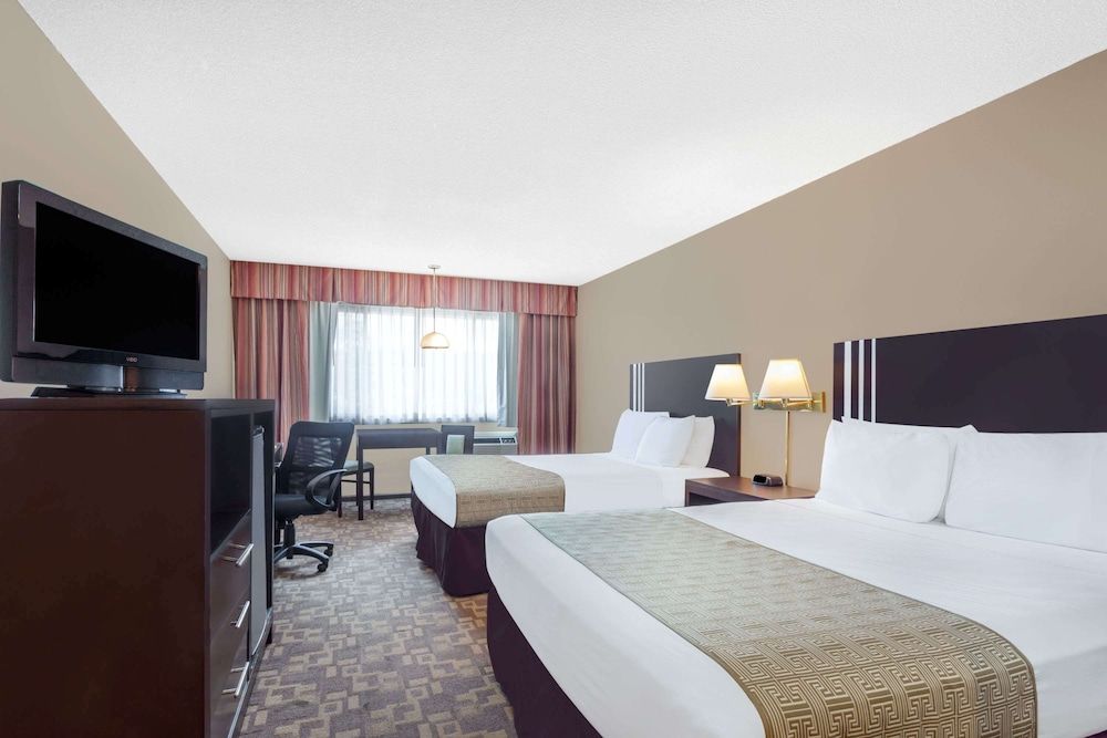 Standard Room, 2 Queen Beds