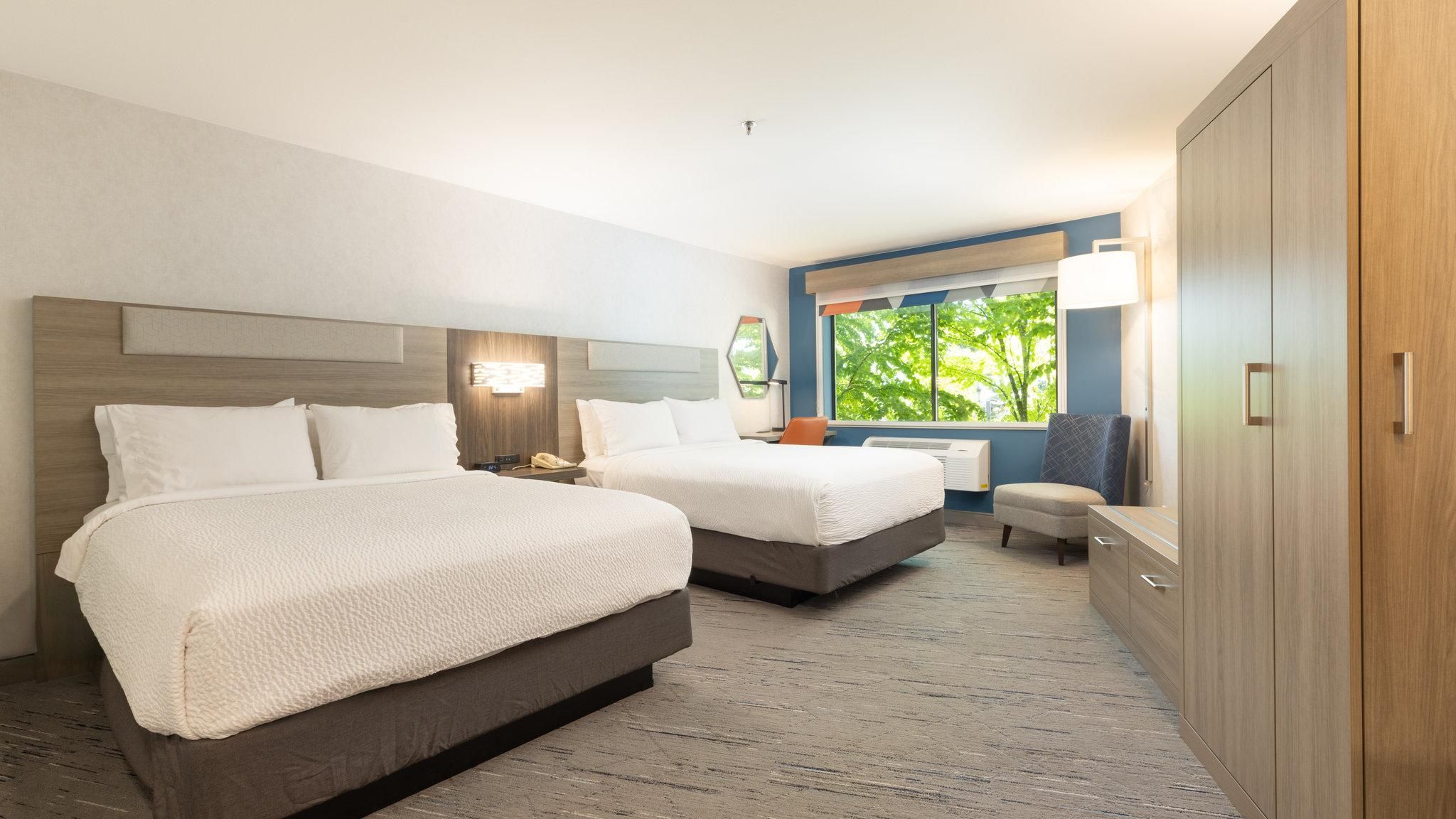 2 Queen Suite