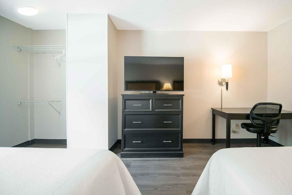 Extended Stay America Suites Seattle Bothell West Studio, 2 Queen Beds, Non Smoking 3