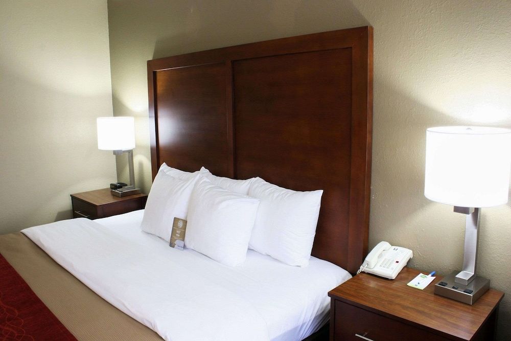 Standard Room, 1 King Bed, Non Smoking