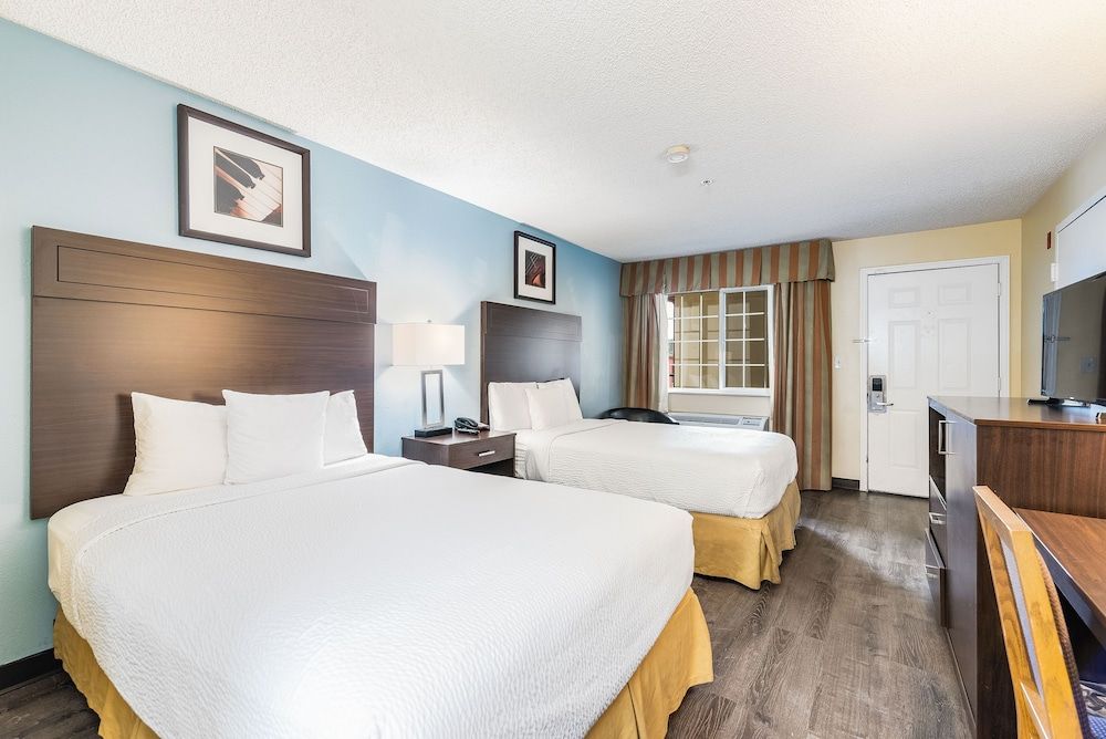 Standard Room, 2 Double Beds, Non Smoking