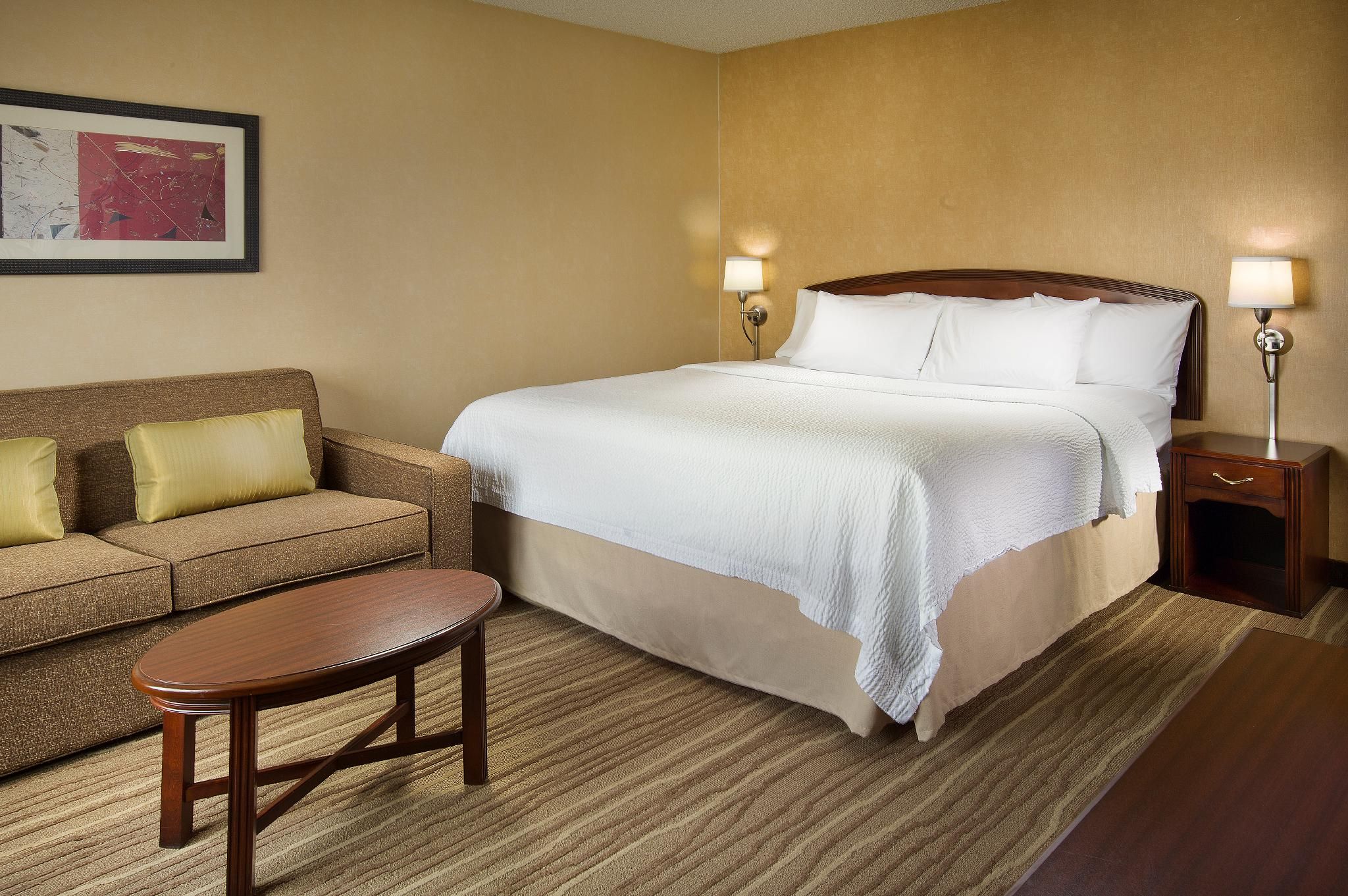 Courtyard by Marriott North Seattle/Lynnwood Suite, 1 King, Sofa bed