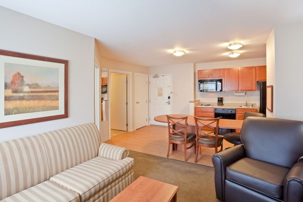 Suite, 1 Bedroom (1 Queen)