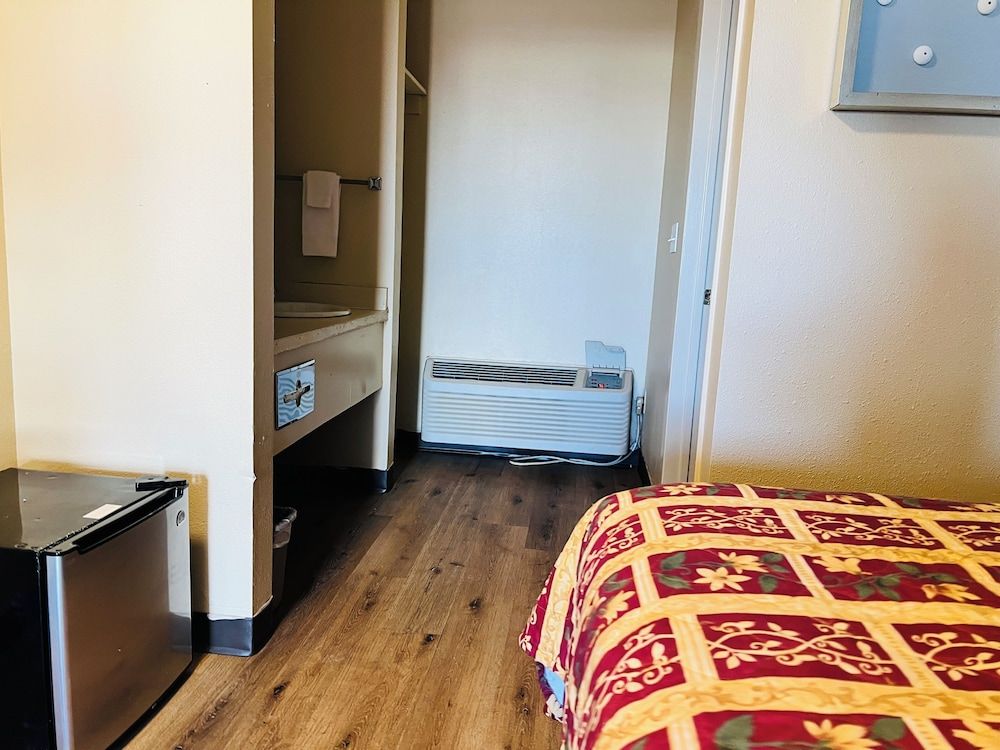 King City Motel by OYO Pasco Room, 1 King Bed, Non Smoking 28