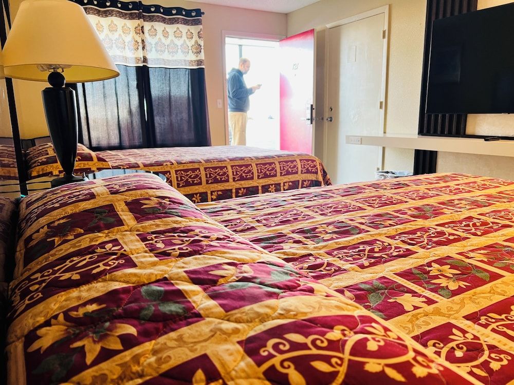 King City Motel by OYO Pasco Room, 1 King Bed, Non Smoking 4