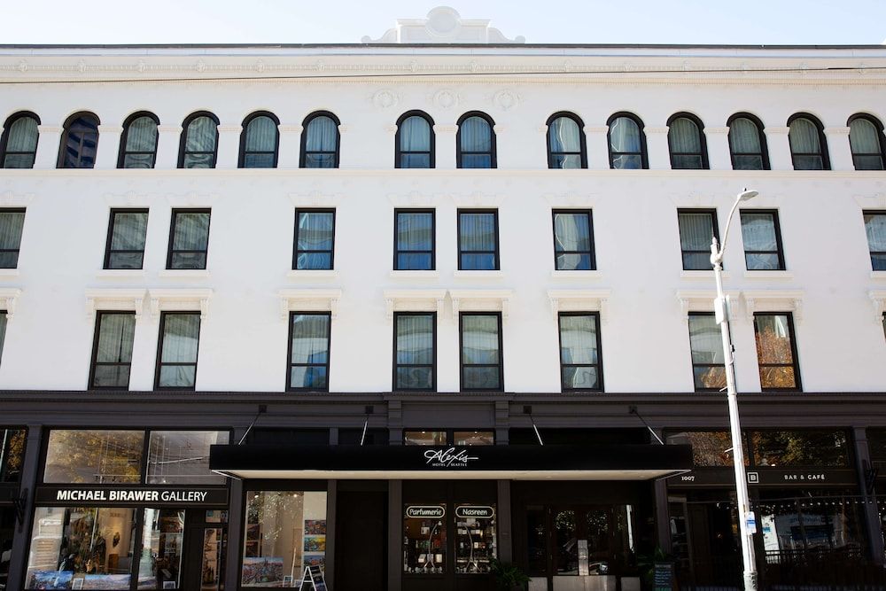 undefined The Alexis Royal Sonesta Hotel Seattle 3