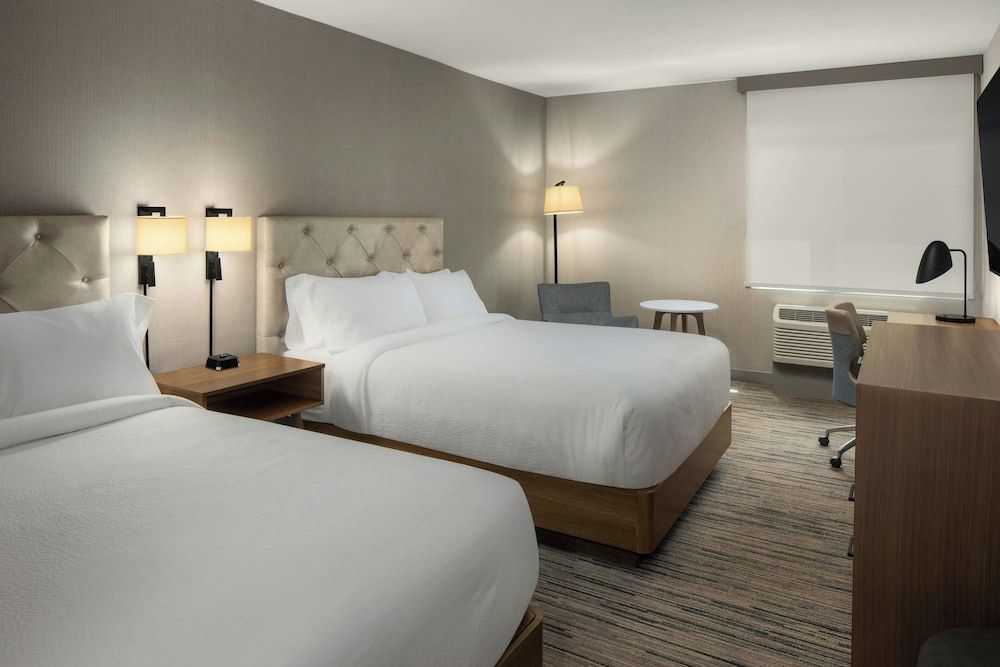 Four Points by Sheraton Downtown Seattle Center Room, 2 Queen Beds 2