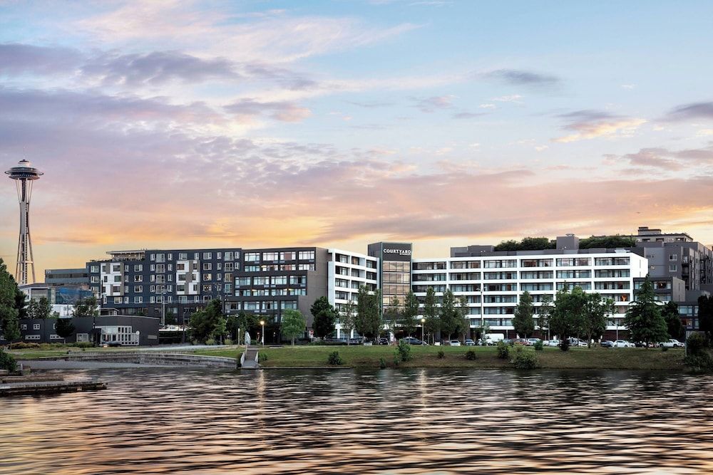 undefined Courtyard by Marriott Seattle Downtown Lake Union