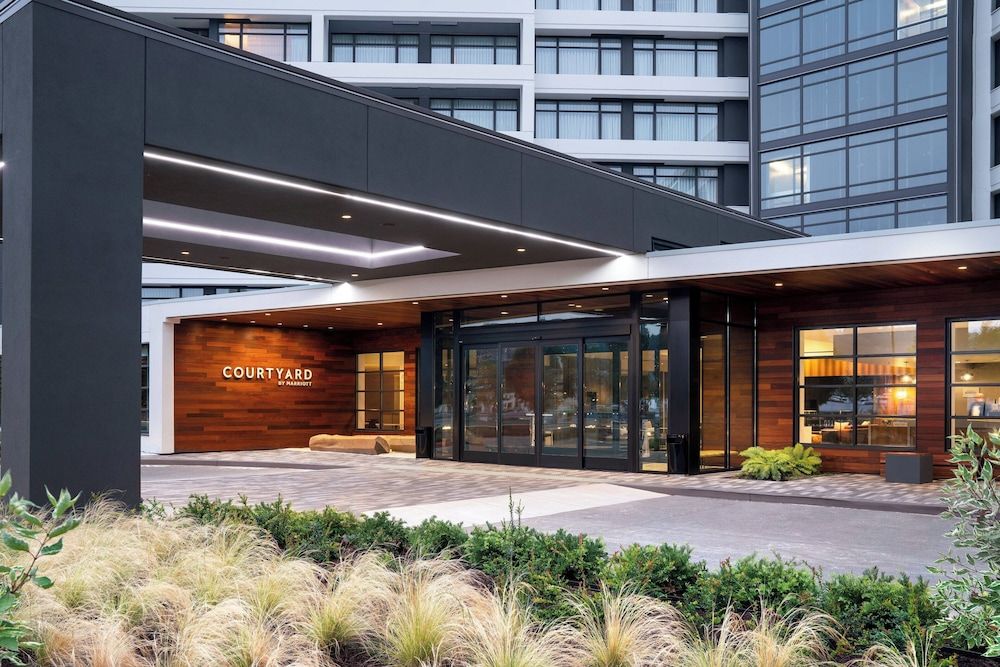 undefined Courtyard by Marriott Seattle Downtown Lake Union 3