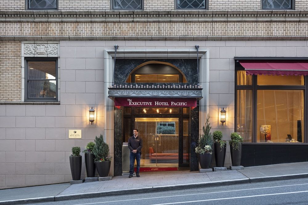 undefined Executive Hotel Pacific 2