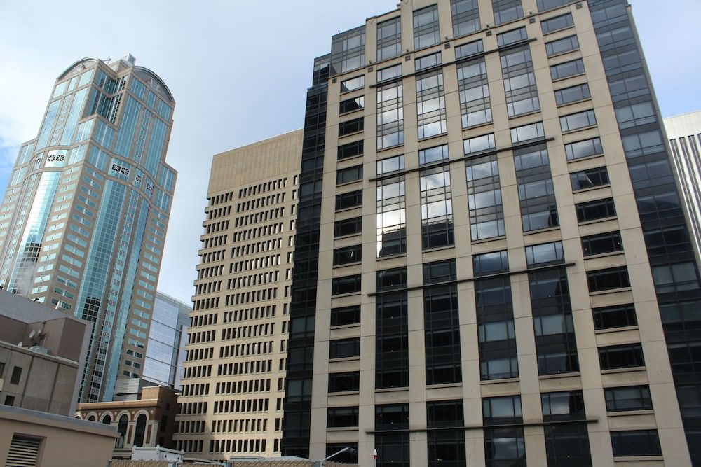 undefined Executive Hotel Pacific 3