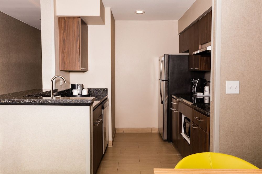 undefined Hampton Inn & Suites Seattle-Downtown 8