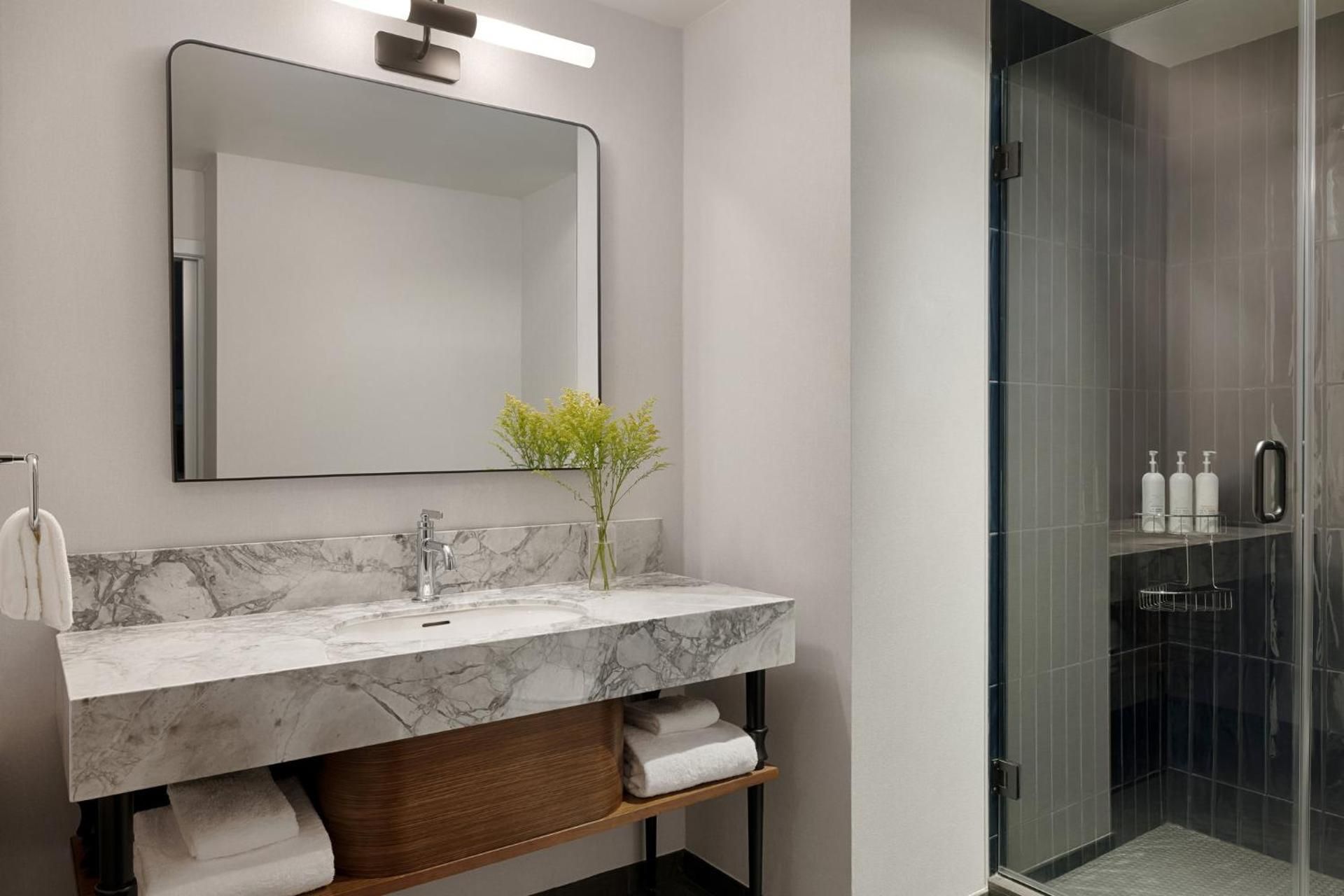 undefined Kimpton Hotel Monaco Seattle by IHG 3