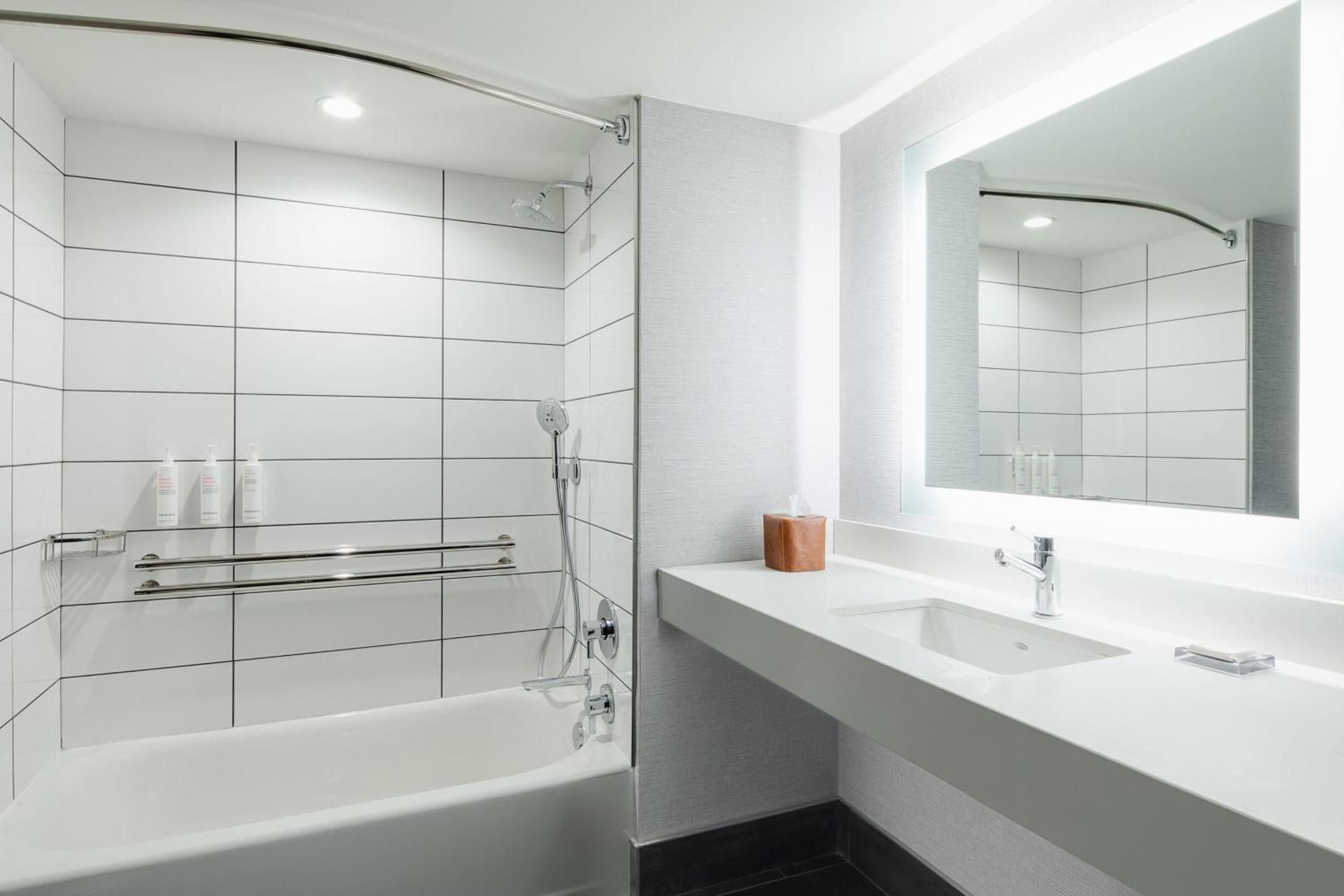 undefined Seattle Marriott Waterfront 8