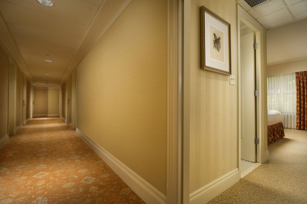 Mayflower Park Hotel Classic Room, 1 Queen Bed 3