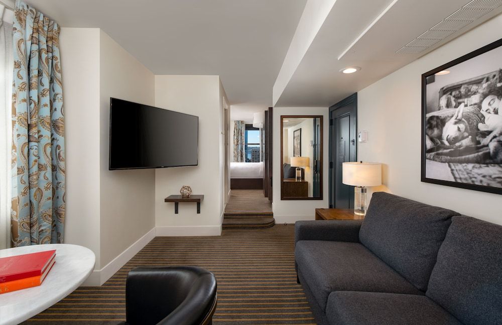 undefined Hotel Theodore Seattle Downtown, Tapestry by Hilton 3