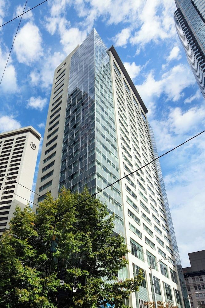 undefined Sheraton Grand Seattle 4