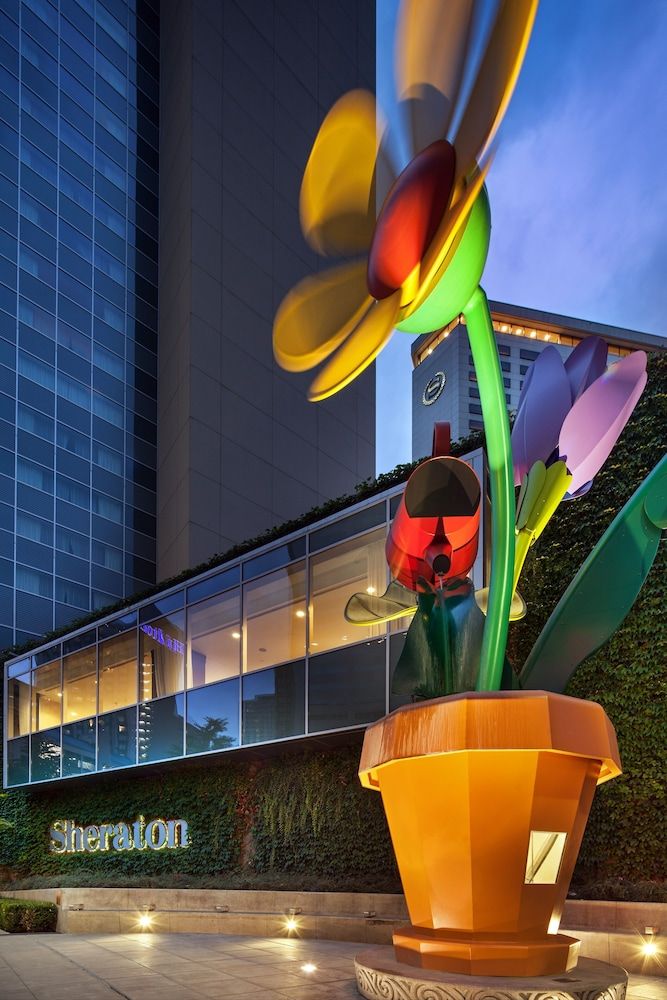 undefined Sheraton Grand Seattle 3