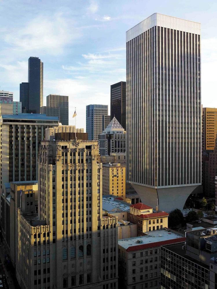 undefined Sheraton Grand Seattle 7