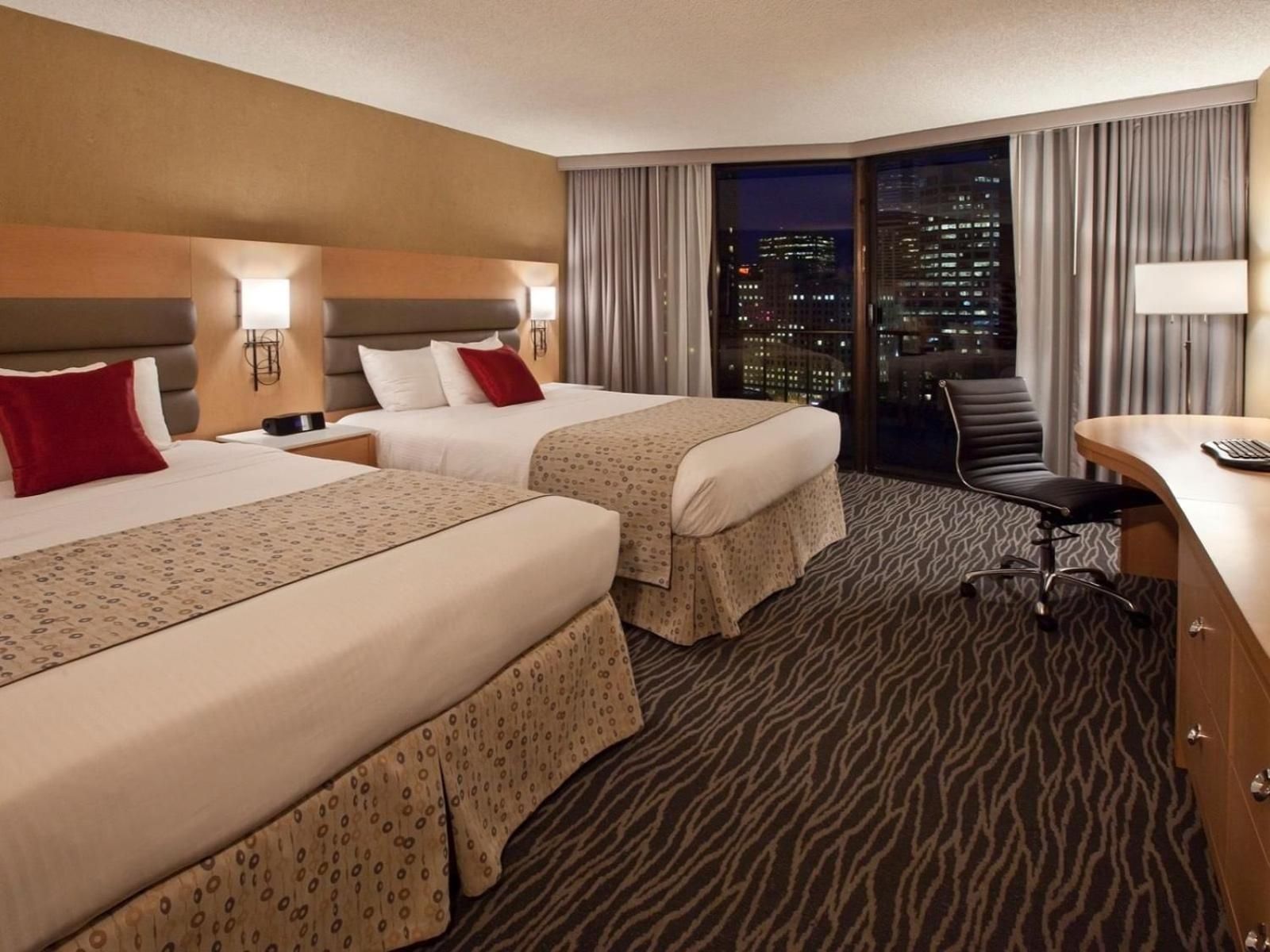 undefined Warwick Seattle 5