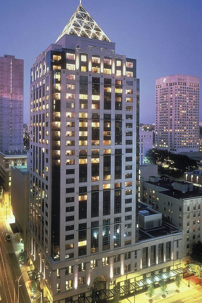 undefined W Seattle 6