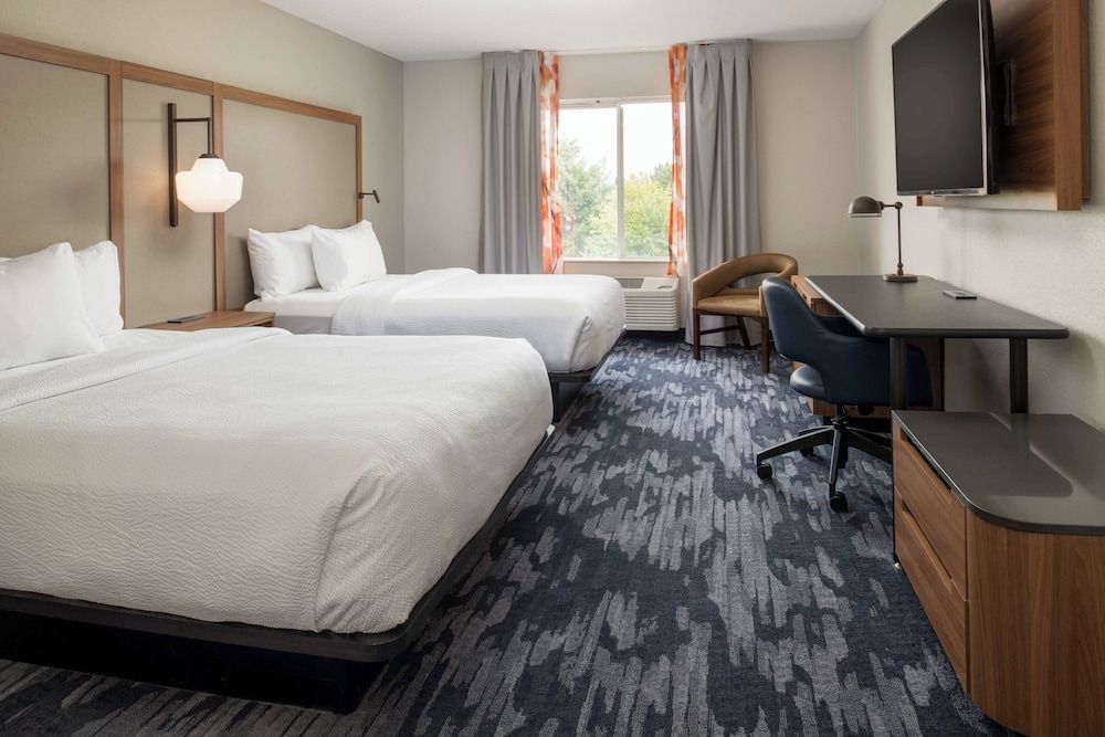 Room, 2 Queen Beds, Non Smoking