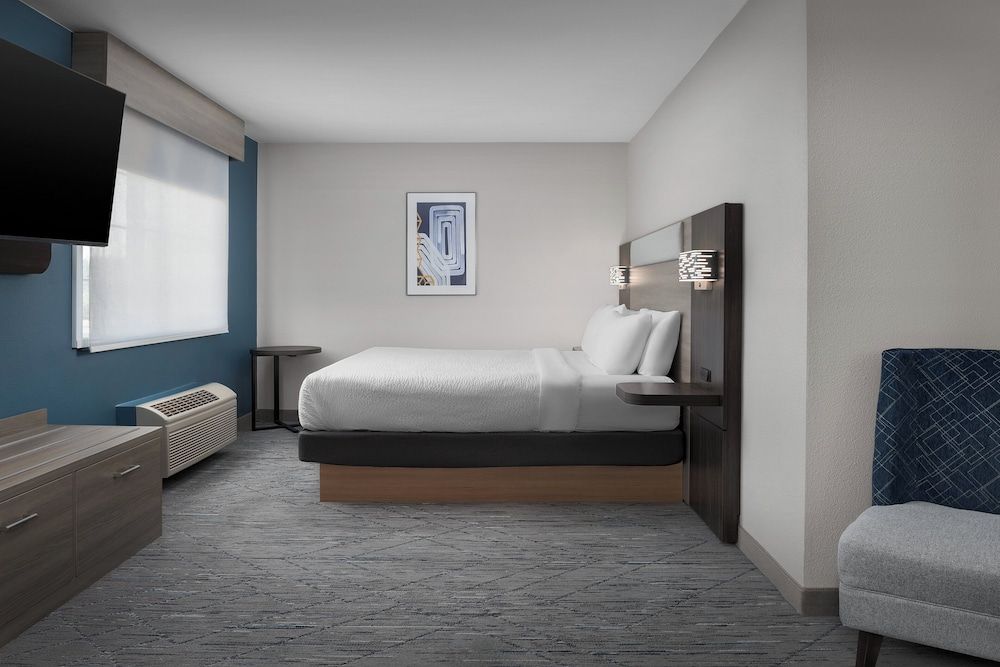 Suite, 1 King Bed