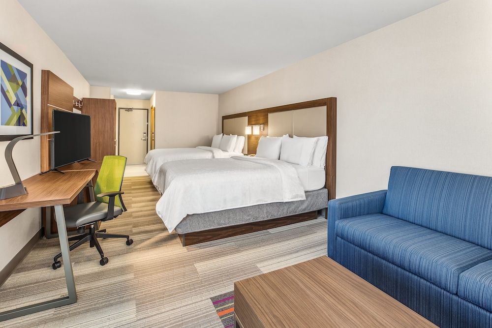 Suite, 2 Queen Beds