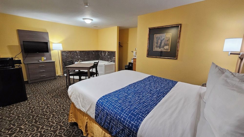 Studio Suite, 1 Queen Bed, Non Smoking