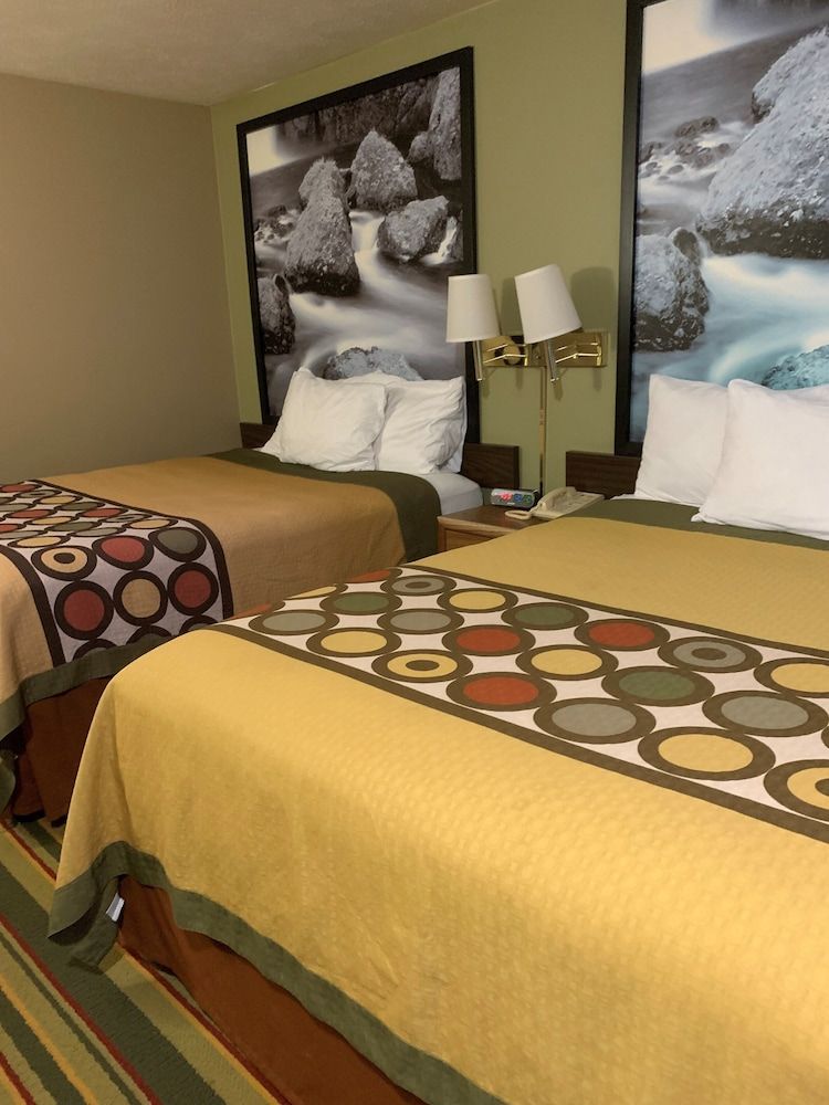 Suite, 2 Queen Beds