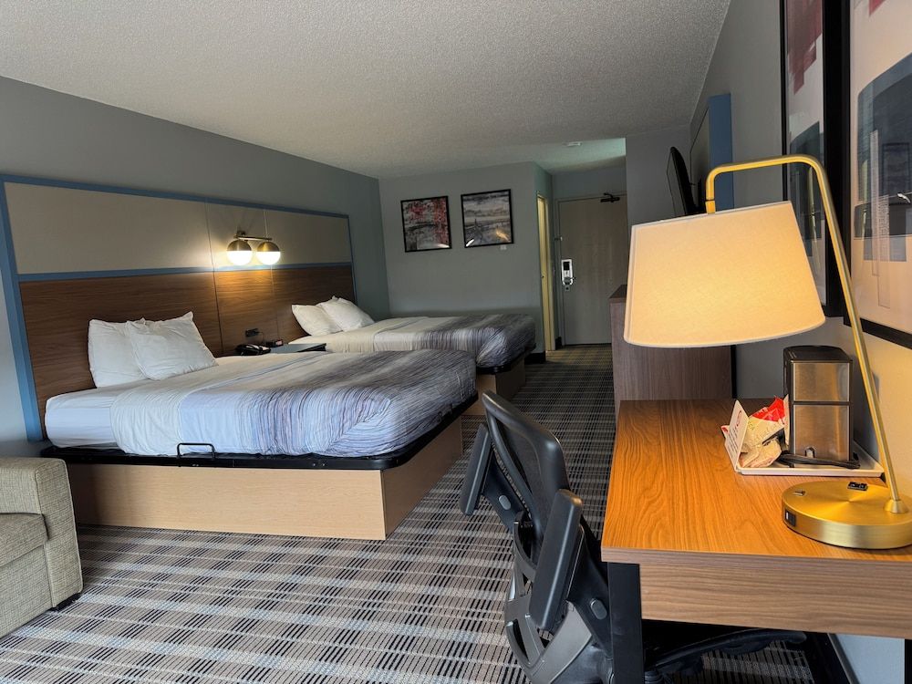 Premier Room, 2 Queen Beds, Non Smoking