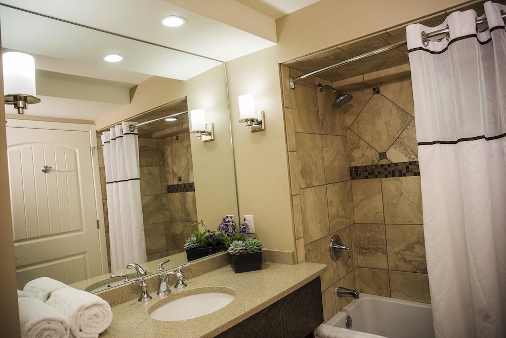 Lake Lawn Resort Standard 2 Queen - Lakewood 4