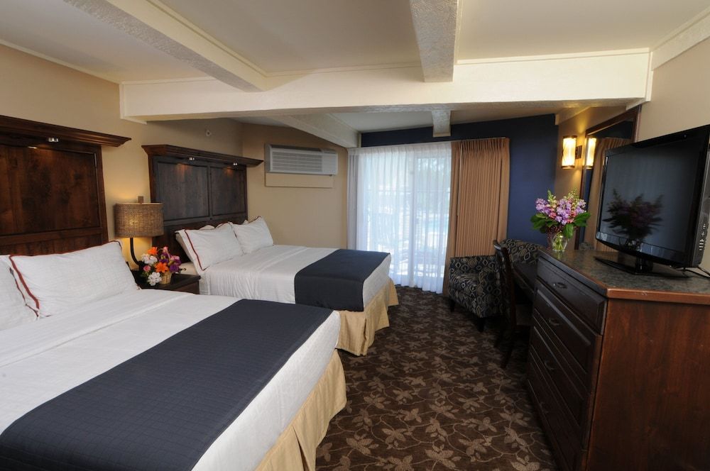 Lake Lawn Resort Standard 2 Queen - Lakewood