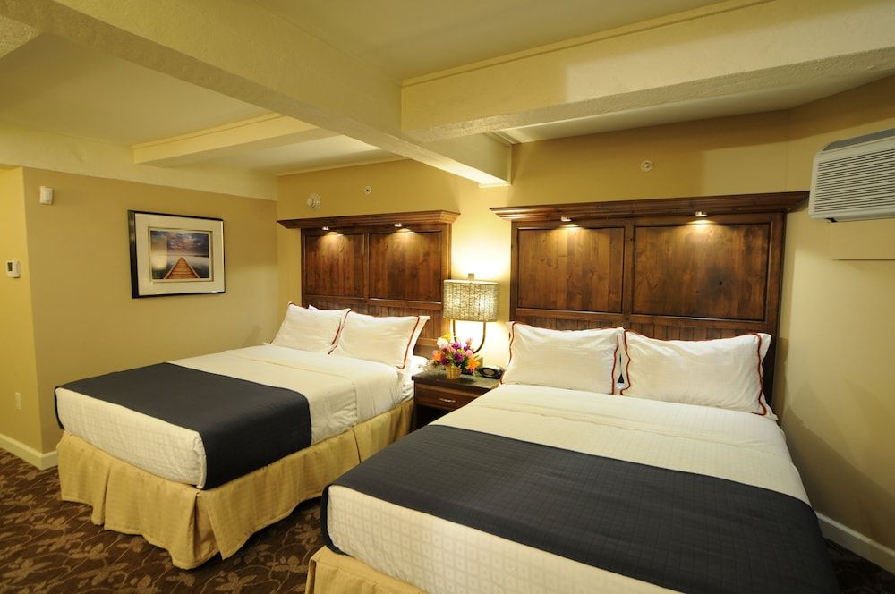 Lake Lawn Resort Standard 2 Queen - Lakewood 3