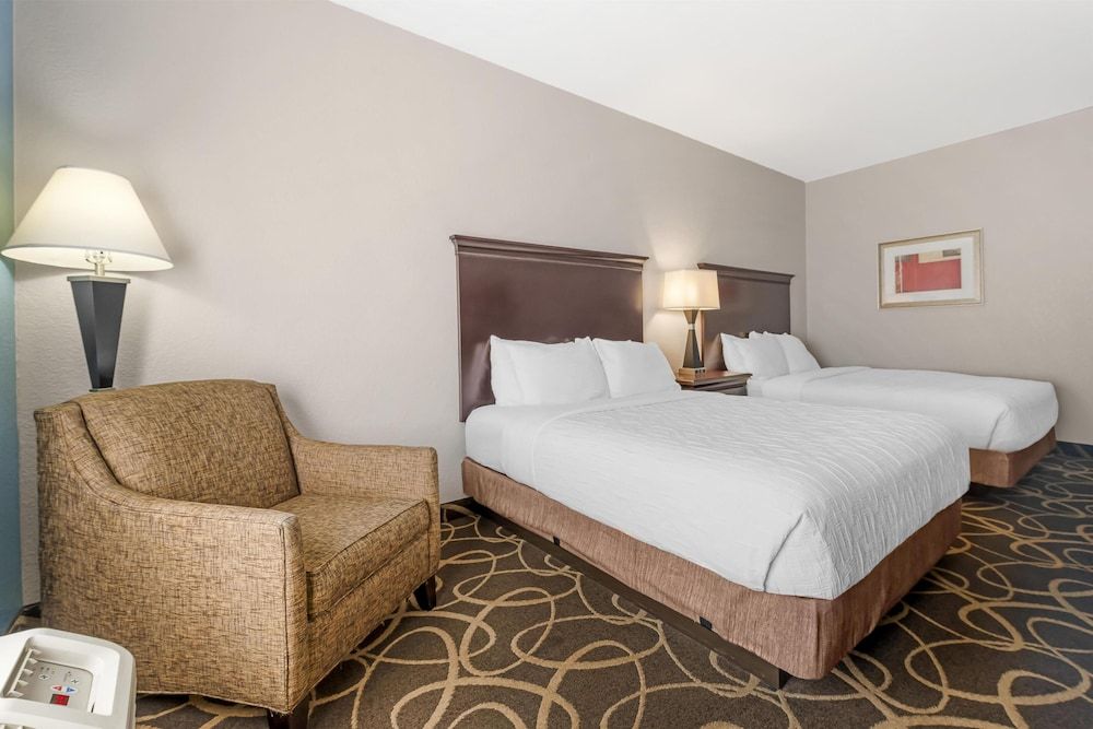 Standard Room, 2 Queen Beds, Non Smoking