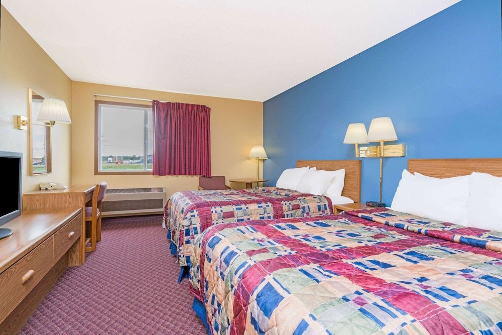 Room, 2 Queen Beds, Non Smoking