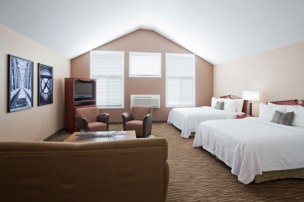 Executive Studio Suite, 2 Queen Beds, Non Smoking