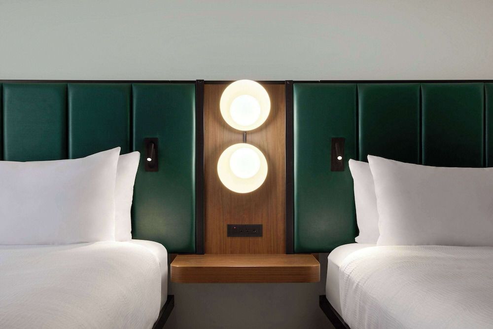 Room, 2 Queen Beds, Bathtub Grab Bars, Non Smoking (No Pets)