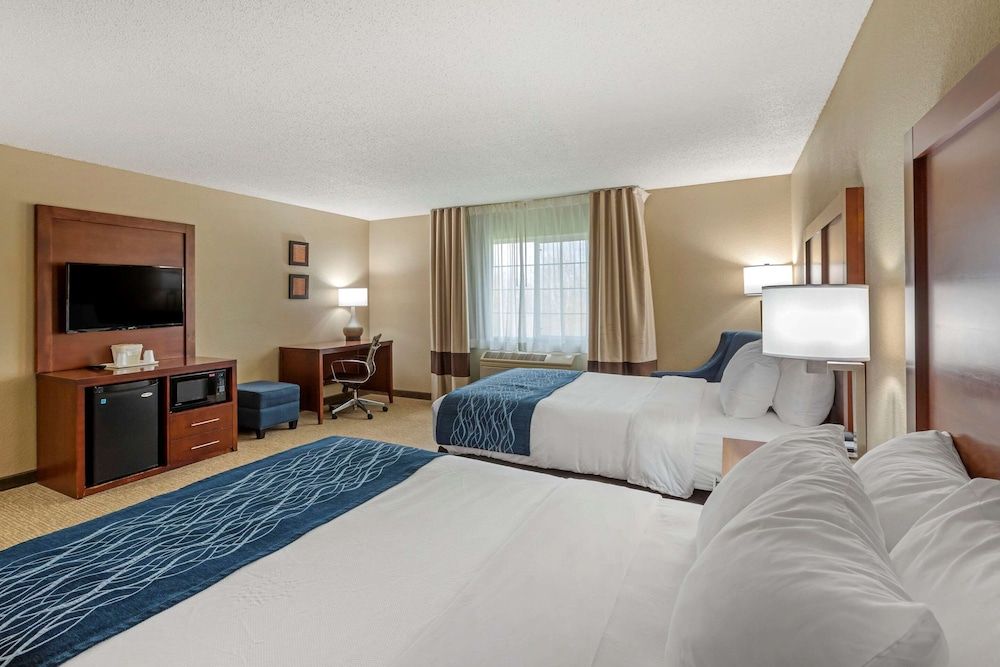 Standard Room, 2 Queen Beds, Non Smoking