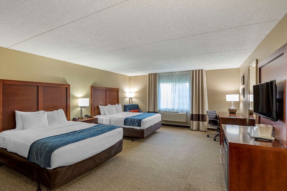 Room, 2 Queen Beds, Accessible, Non Smoking